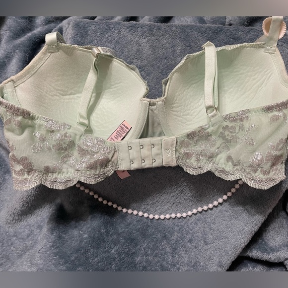 Custom designed mermaid 🧜♀️ Victoria’s Secret bra 34DD - Picture 6 of 9